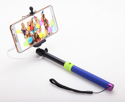 Gute Qualität Edelstahl Hand-Selfie-Stock Bluetooth Monopod mit Audiokabel für iPhone Ventes